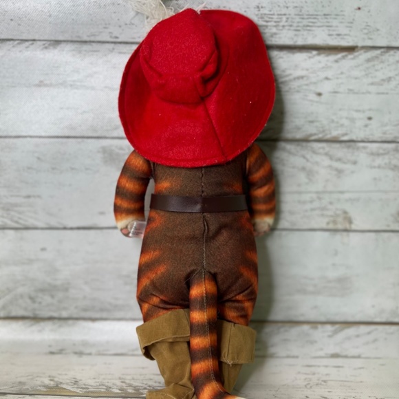 Vintage 1996 PUSS IN BOOTS plush doll - Picture 2 of 3